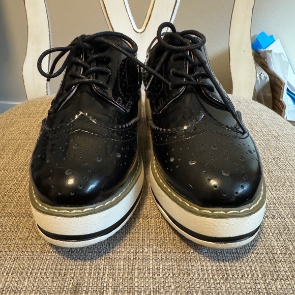 Dadawen lace-up Oxfords Size 40/US 9 - Picture 4 of 8